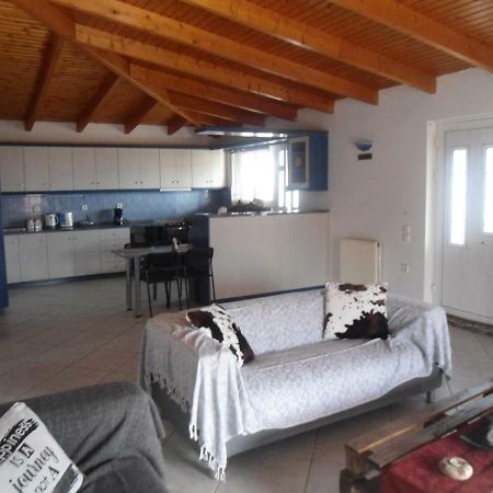 Sunny Apartment 15 Min From Airport And Sea Αρτέμιδα Εξωτερικό φωτογραφία