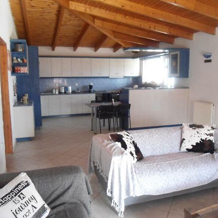 Sunny Apartment 15 Min From Airport And Sea Αρτέμιδα Εξωτερικό φωτογραφία