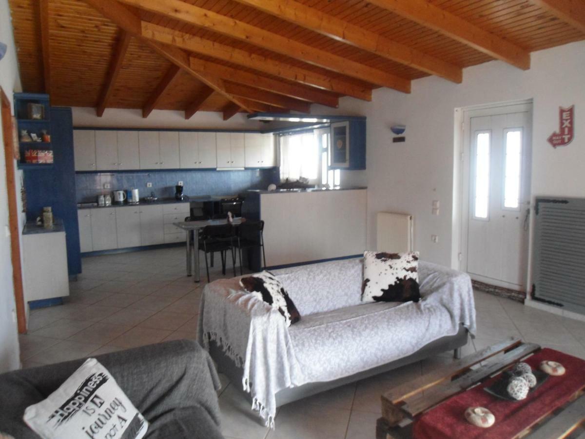 Sunny Apartment 15 Min From Airport And Sea Αρτέμιδα Εξωτερικό φωτογραφία