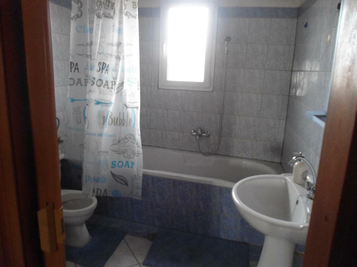 Sunny Apartment 15 Min From Airport And Sea Αρτέμιδα Εξωτερικό φωτογραφία