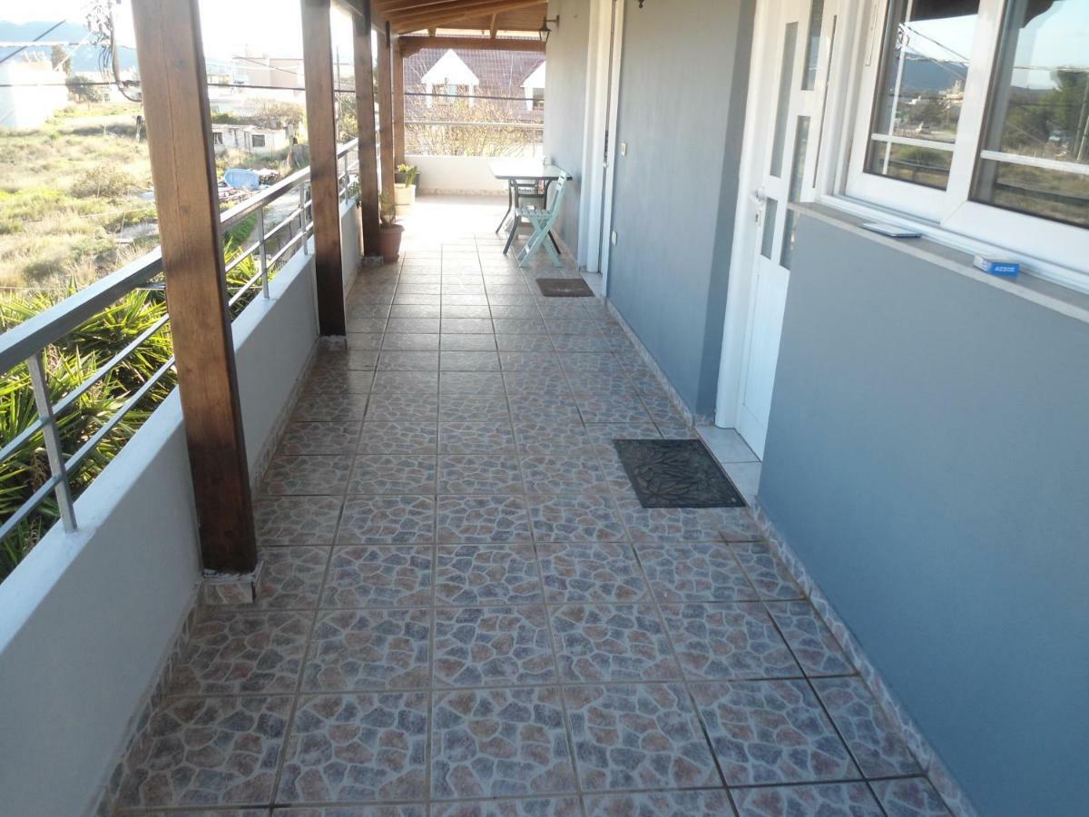 Sunny Apartment 15 Min From Airport And Sea Αρτέμιδα Εξωτερικό φωτογραφία