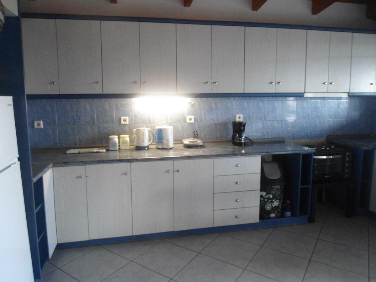 Sunny Apartment 15 Min From Airport And Sea Αρτέμιδα Εξωτερικό φωτογραφία